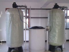 軟化水設(shè)備控制器的4種類型說(shuō)明 軟化水設(shè)備控制器的4種類型說(shuō)明